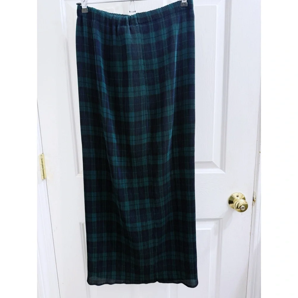 Vintage Express Pleated Elastic Waist Skirt in Green Plaid